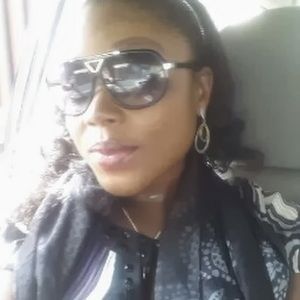 Meet your Posher, Afolashade